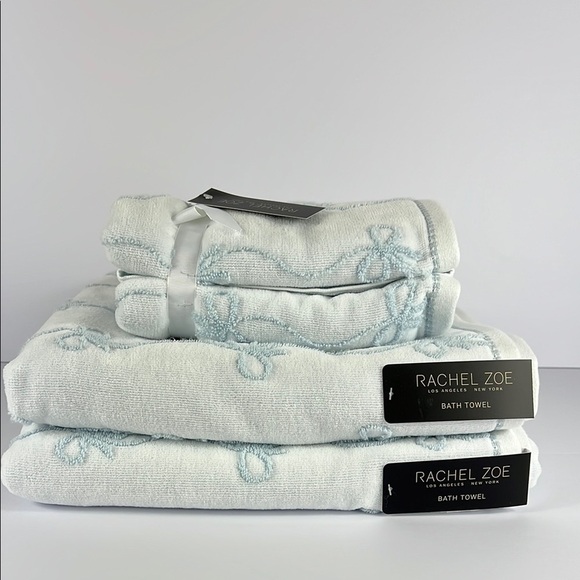 4 Pc Rachel Zoe Bath Towel Set White Blue Bows Ribbon Soft 2 Bath 2 Hand NEW - Picture 1 of 8